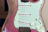 Fender Custom Shop 2022 60s Stratocaster Dual Mag II Super Heavy Relic Super Faded Aged Burgundy Mist Metallic-1b.jpg